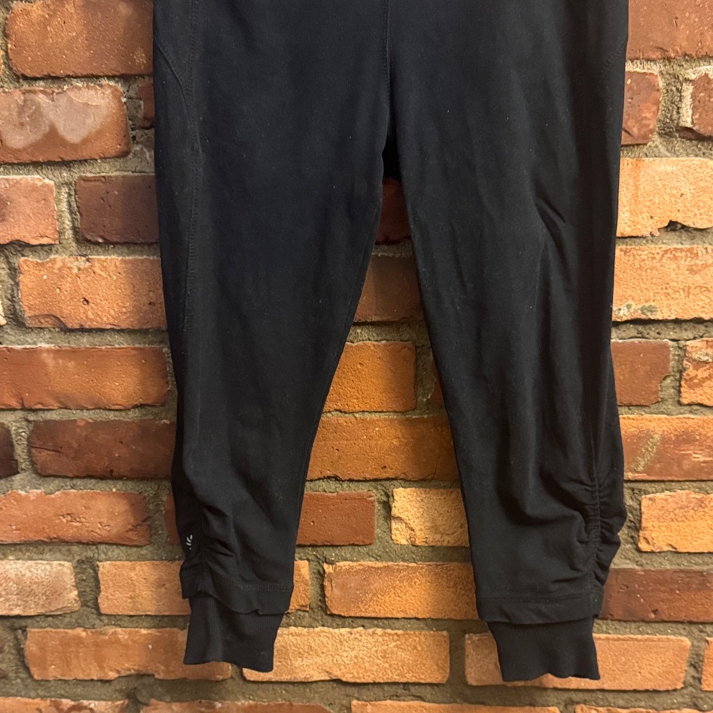 Organic Cotton Athleta Black Cropped Leggings y2k - Picture 5 of 6